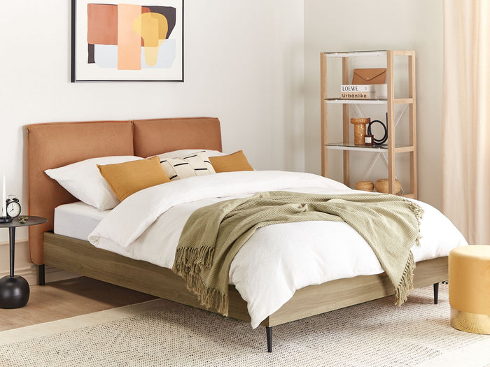 Beliani - LIMANTON - Bed - Goudbruin - 140 x 200 cm - Kunstleer