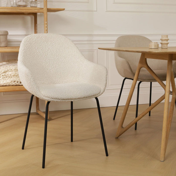 Nolon Nora-Mae Eetkamerstoel Bouclé Beige - Armleuning - Zwarte Poten