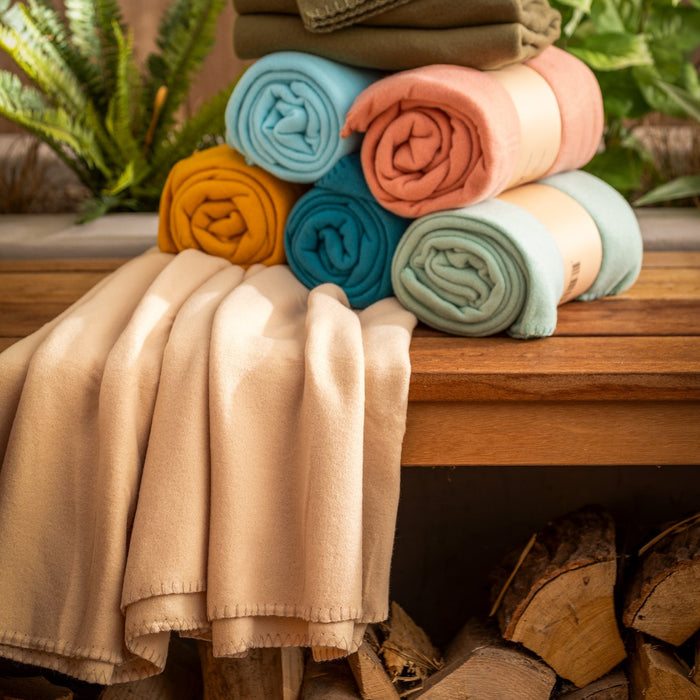 DEX - Plaid 130x160 cm - fleece deken - zacht en dun - Antigua Sand