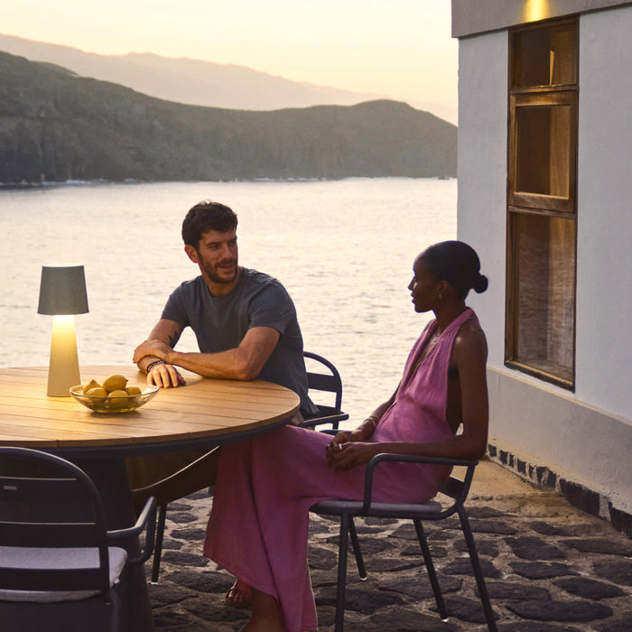 Kave Home - Ronde tuintafel Tudons van grijs afgewerkt aluminium en