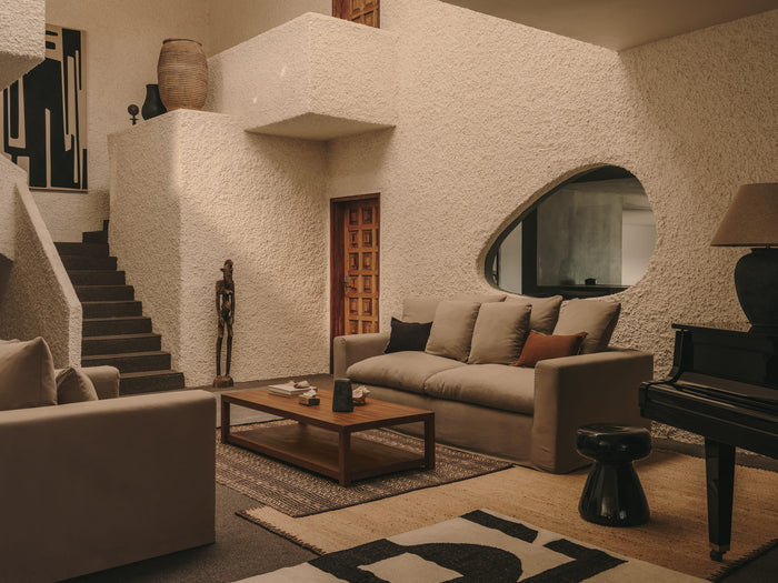 Kave Home - Abstract schilderij op linnen Salmi in beige en zwart 140