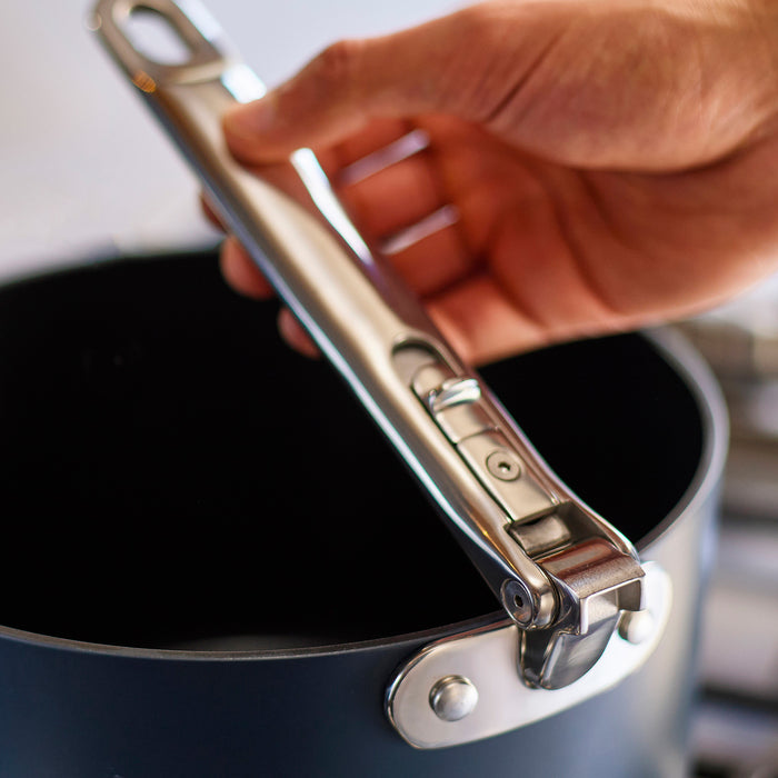 Joseph Joseph Space Kookpan met Deksel - Ø 19 cm