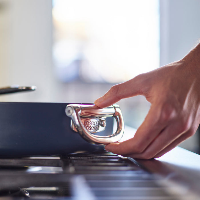 Joseph Joseph Space Sauteerpan met Deksel - Ø 28 cm