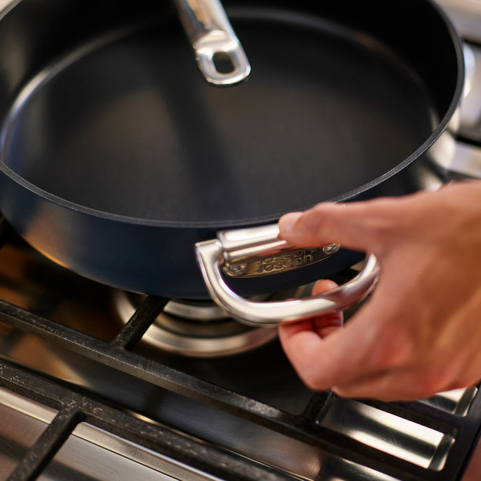 Joseph Joseph Space Sauteerpan met Deksel - Ø 28 cm