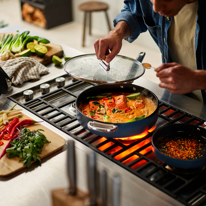 Joseph Joseph Space Sauteerpan met Deksel - Ø 28 cm