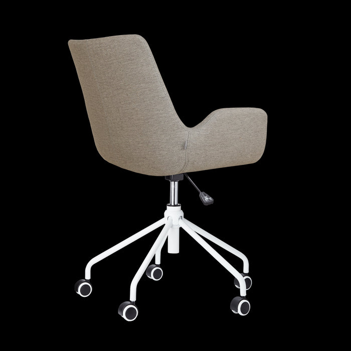 6dce20eb-03d4-48c4-b011-7a647f544fb9-afbeelding7.jpg (9116212)