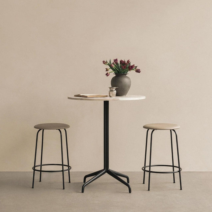 Audo Copenhagen Afteroom barkruk H65 gestoffeerd Audo bouclé 02