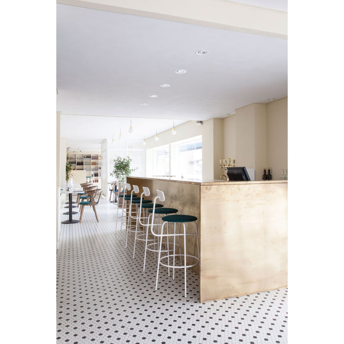 Audo Copenhagen Afteroom Bar barkruk H101 zitting Bouclé 02 donker