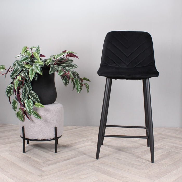 DS4U Gaby barkruk velvet 65 cm 2.0 - zwart