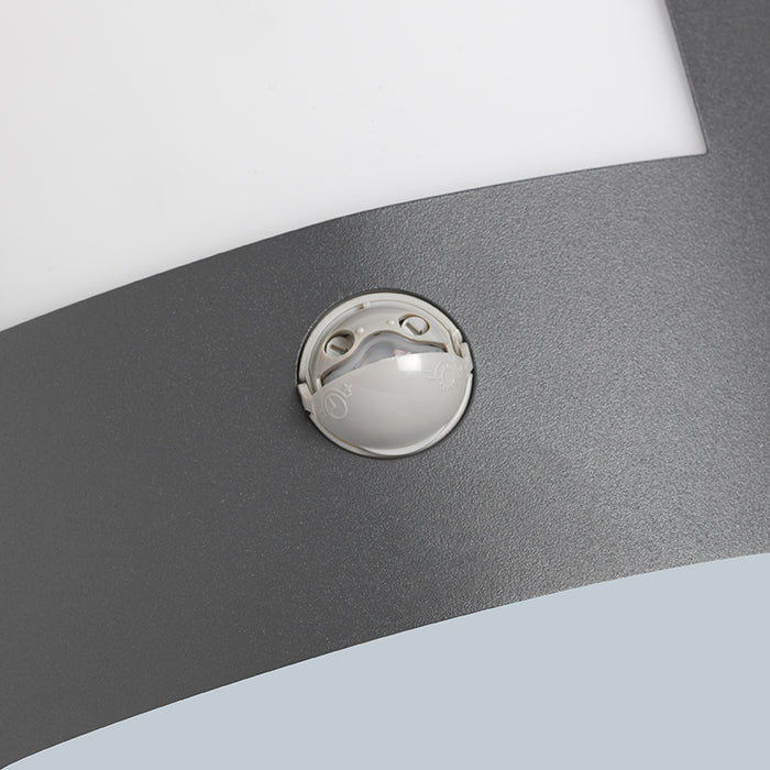 QAZQA Buitenwandlamp antraciet met bewegingssensor IP44 - Emmerald 1