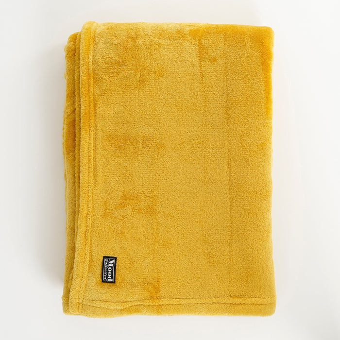 In The Mood Collection Famke Fleece Plaid - 180 x 130 cm - Geel