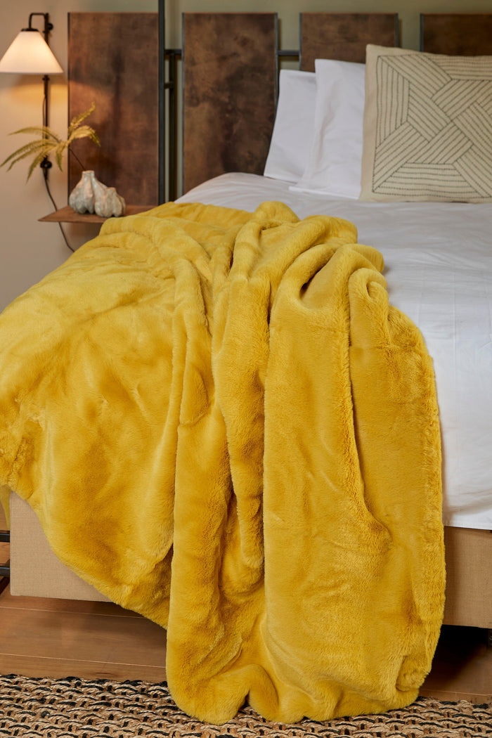 In The Mood Collection Bronte Fleece Deken - L200 x B150 cm - Geel