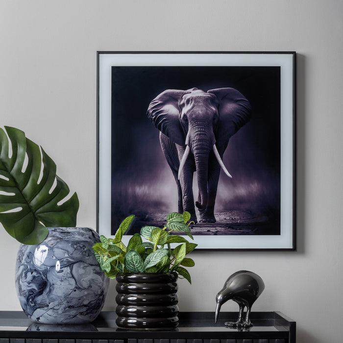 present time - Statue Kiwi Bird