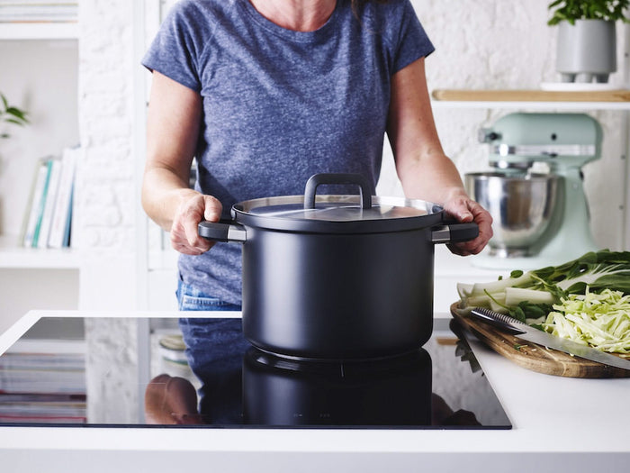 BK Flow Cool Black RVS soeppan