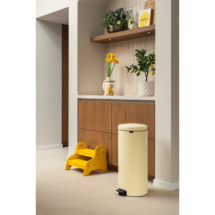 Brabantia NewIcon Pedaalemmer 30 L - Mellow Yellow