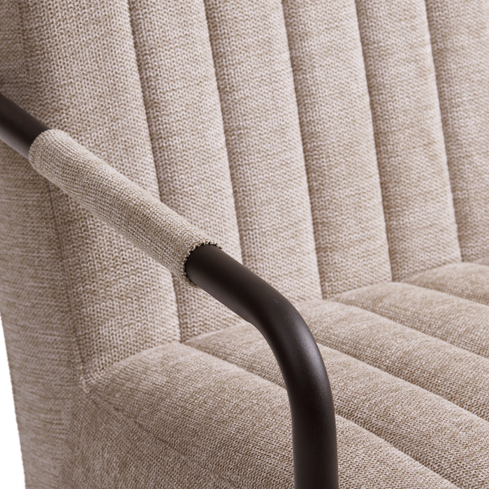 2_101204615-x09-202410212024-C.jpg (9306213)