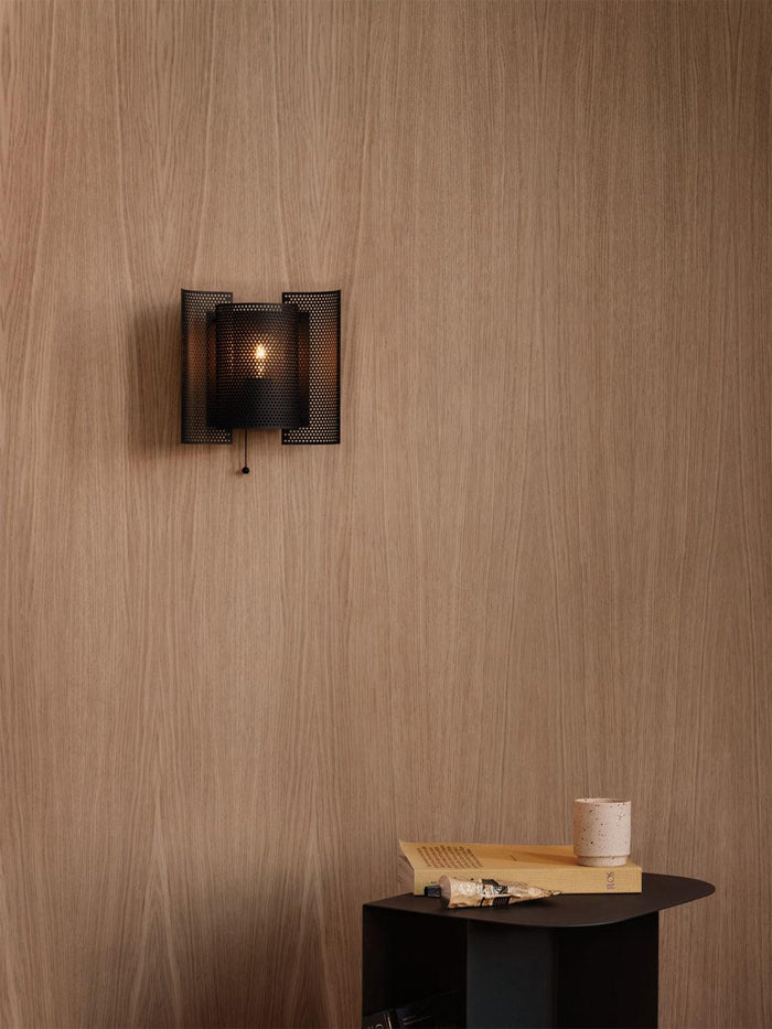 Northern Butterfly Perforated wandlamp aluminium