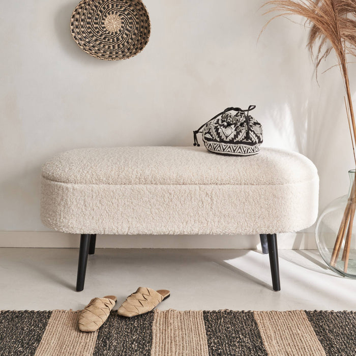 sweeek - Bank, bedeinde boucléstof, poten van zwart heveahout