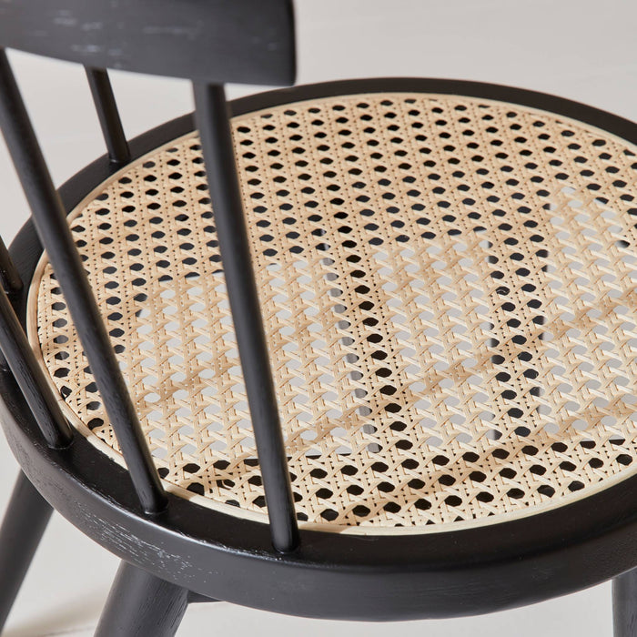 sweeek - Houten en rotan stoelen (set van 4)