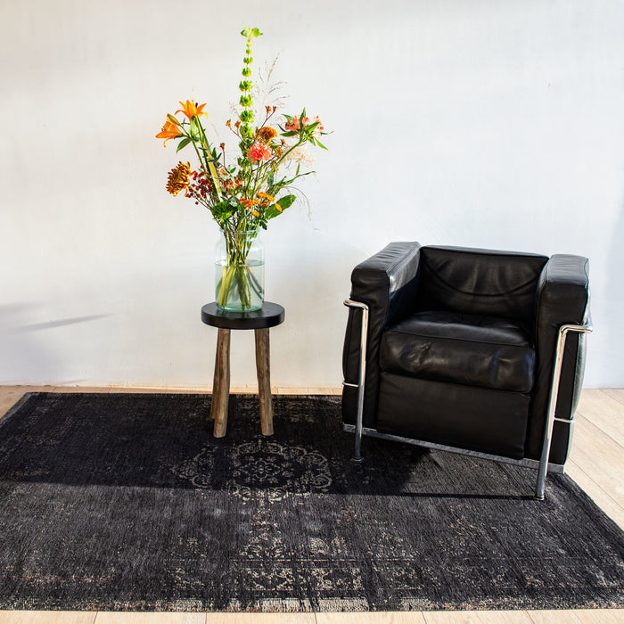 Louis de Poortere Medallion Fading World Vloerkleed 240 x 340 cm - Mineral Black