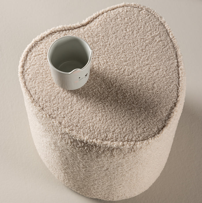 Nest living Jilly Hartvormige Teddystof Kinderpoef Beige