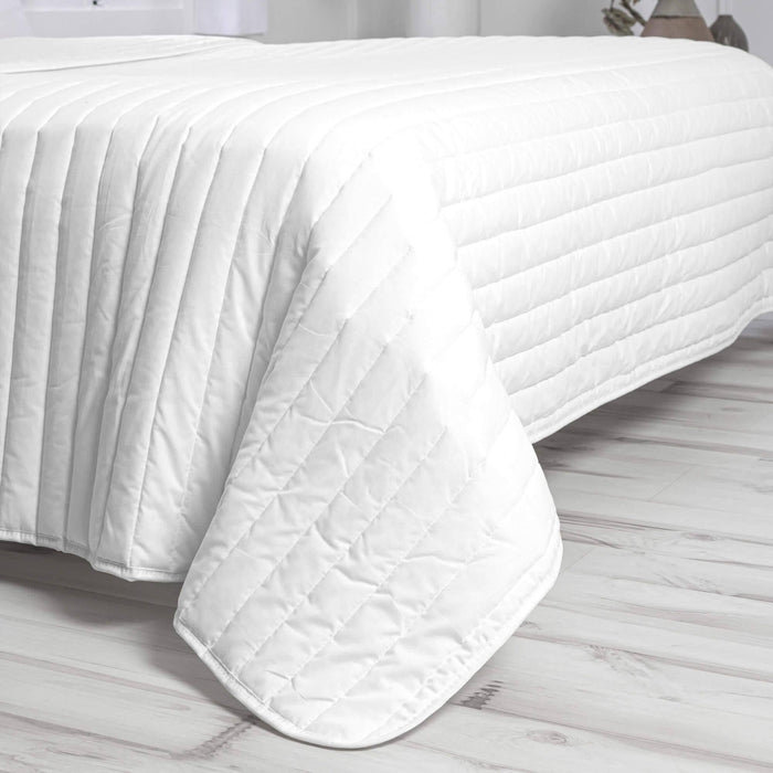 Happy Basics Bedsprei Dash