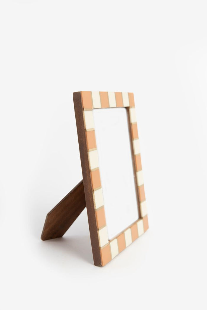 Sissy-Boy Oranje fotolijstje met checker rand