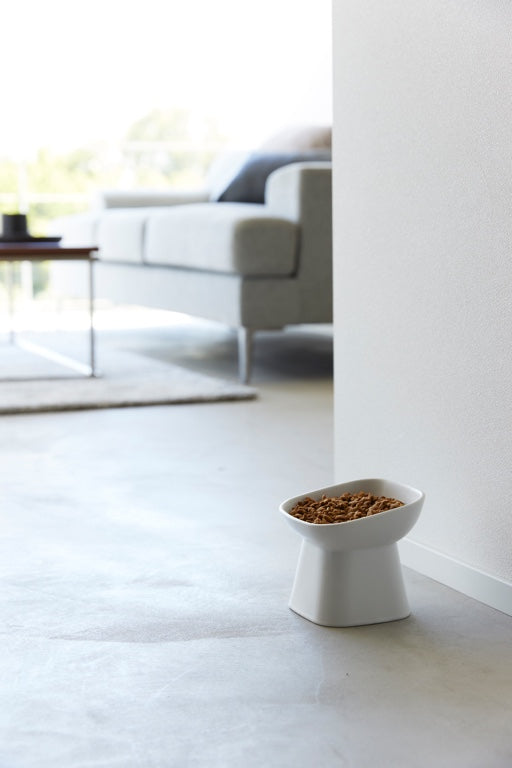 Yamazaki Voerbak Kat | Hond - Schuin - Keramisch - Tower - Wit