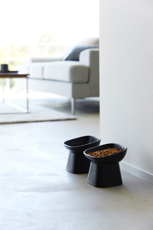 Yamazaki Voerbak Kat | Hond - Schuin - Keramisch - Tower - Zwart