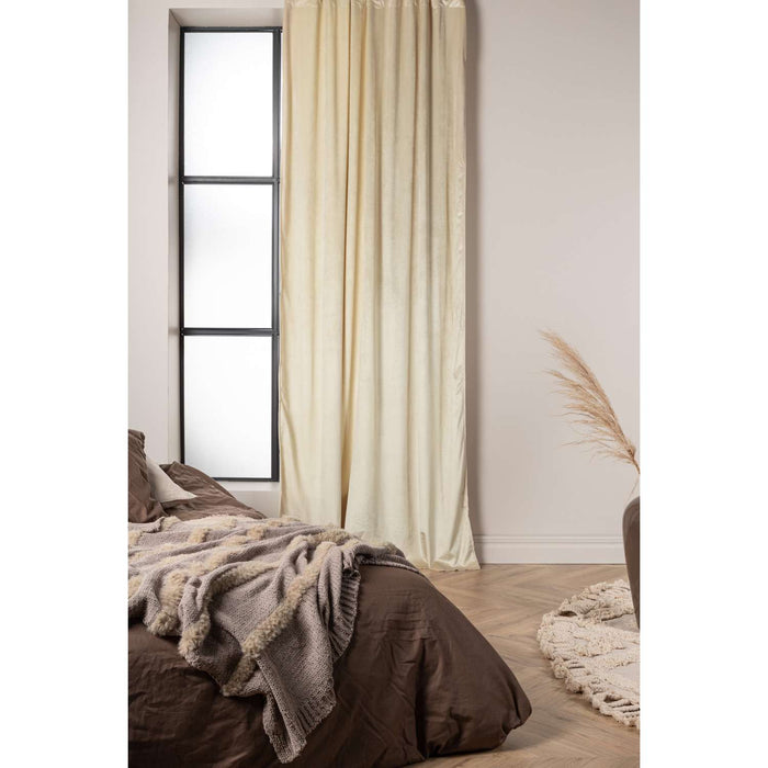 Venture Home Mary Gordijn 250x135 - Beige