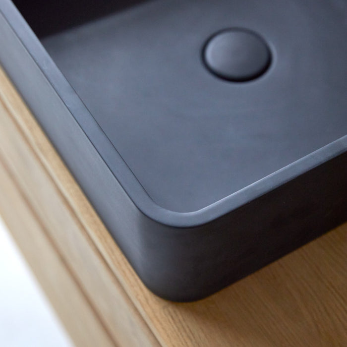 Tikamoon - Thaïs - Vierkante wastafel in zwart terrazzo