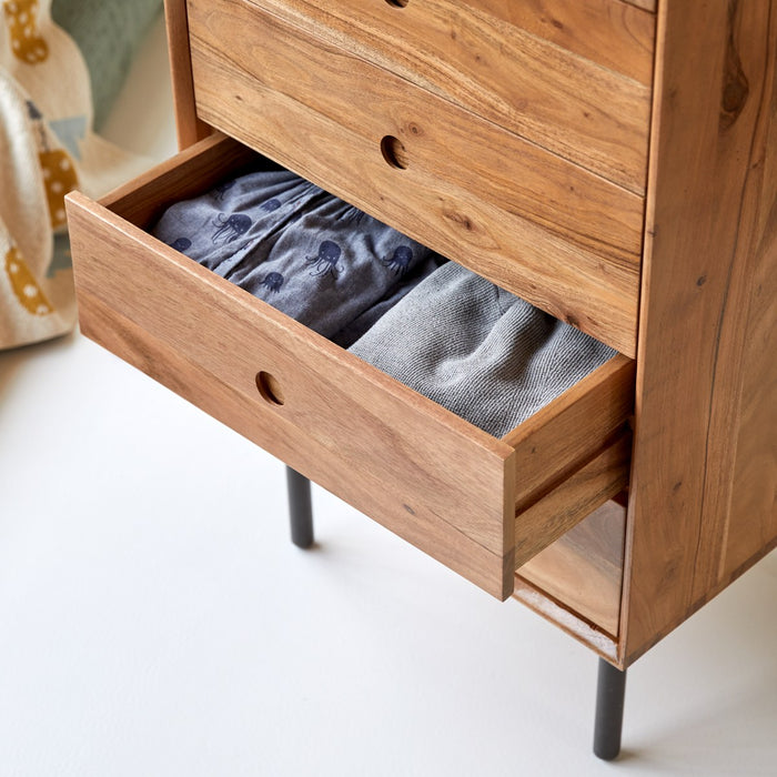 Tikamoon - Pavel - Kindercommode van acaciahout
