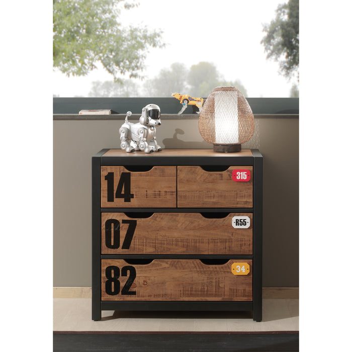 c7ff7de9-09ba-4f9b-b1a9-026c9d952685-sfeerbeeld.jpg (9678421)