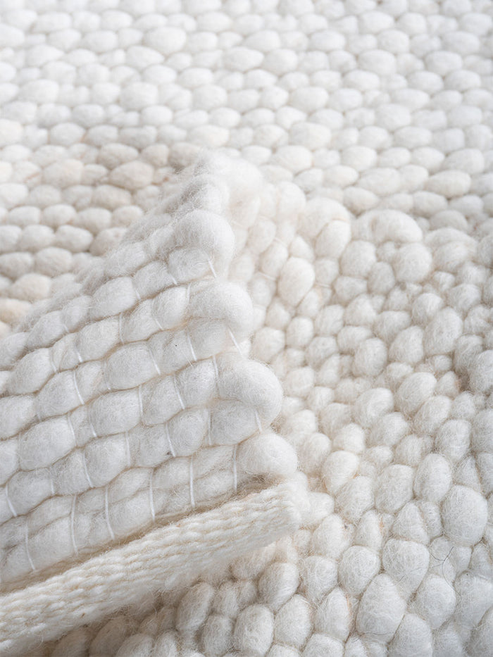 Veer Carpets - Vloerkleed Stone White 240 x 340 cm