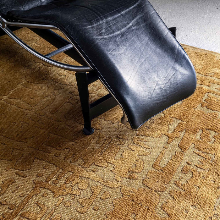 Louis de Poortere Structures Vloerkleed 240 x 340 cm - Madagascar Gold