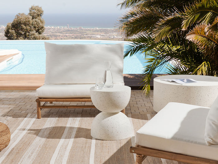 Beliani - CAORIA - Bijzettafel - Terrazzo|Gebroken wit - Lichtbeton