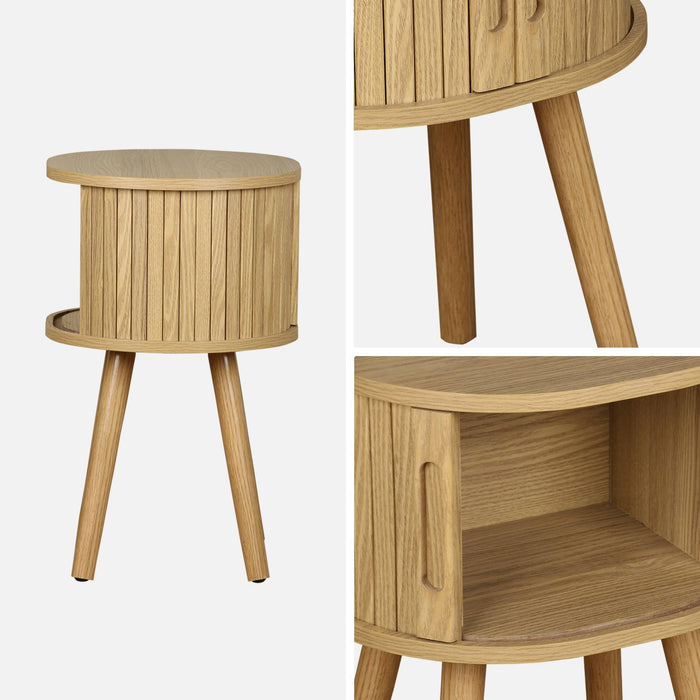 sweeek - Scandinavisch nachtkastje houtdecor met 2 schuifdeuren