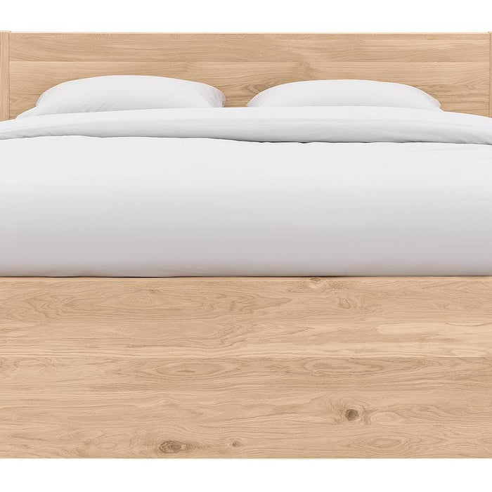 Goossens Bedframe Bibi - 180 x 200 - Eiken naturel - Hout