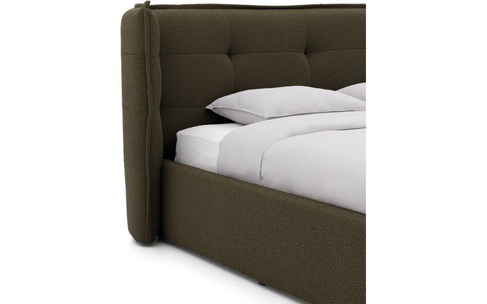 Goossens Gestoffeerd Bedframe Canon - 180 x 200 - Stof boucle bosgroen