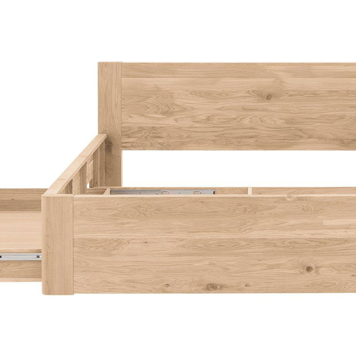 Goossens Bedframe Bibi - 180 x 200 - Eiken naturel - Hout