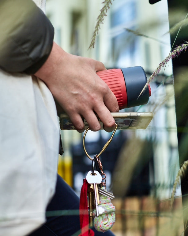 Black+Blum Glazen Reisbeker - 340ml - Rood