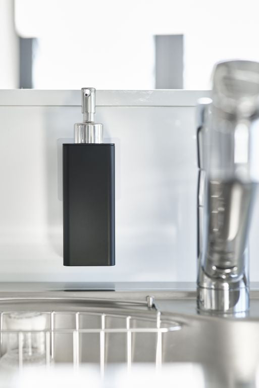 Yamazaki - Zeeppompje hangend