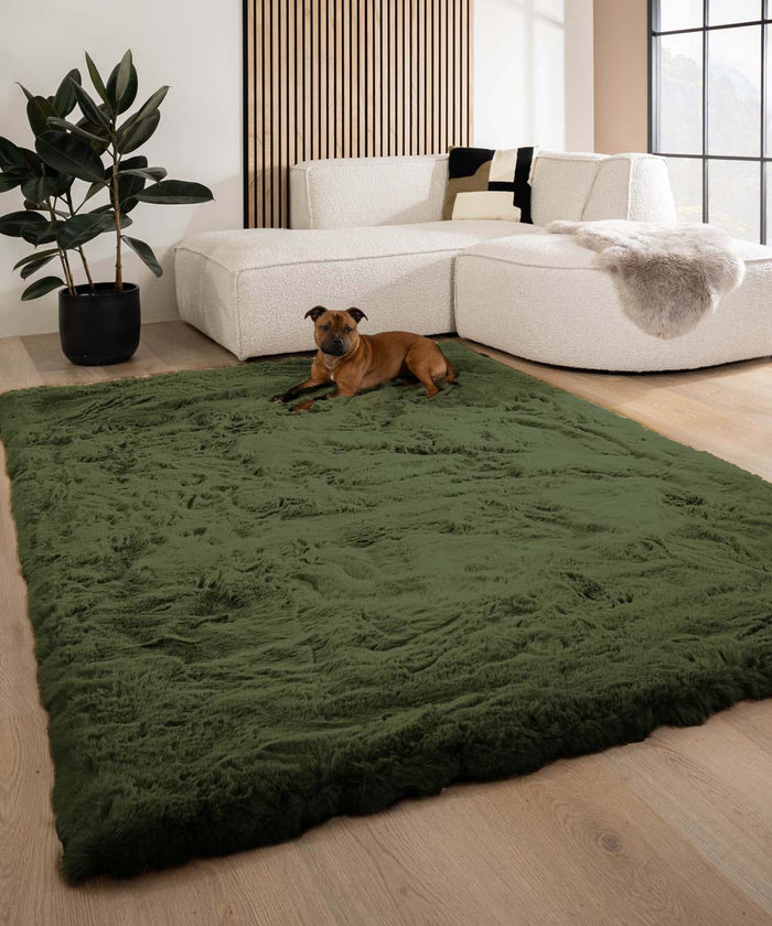Tapeso Fluffy vloerkleed - Comfy Deluxe olijfgroen - 140x200 cm