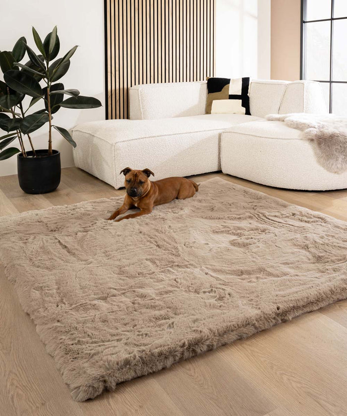 Tapeso Fluffy vloerkleed vierkant - Comfy Deluxe taupe - 100x100 cm