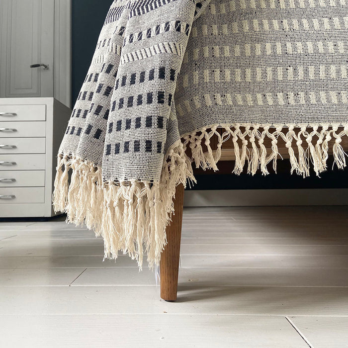 Malagoon Native Stripe Plaid 135 x 220 cm - Grijs