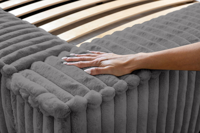 Trae Mobler Melody 180 x 200 cm Gestoffeerd Bed Grijs