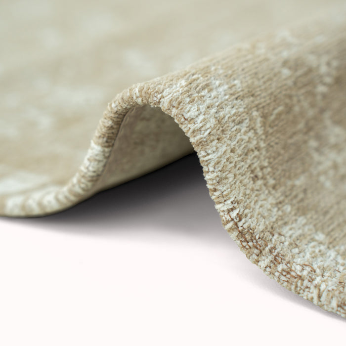 Louis de Poortere Medallion Fading World Vloerkleed 170 x 240 cm - Milk Curry