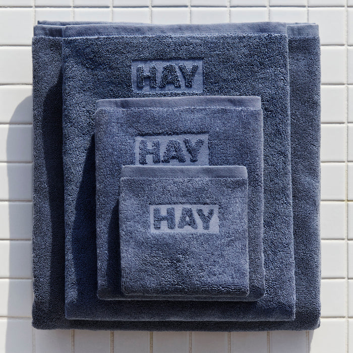 HAY Mono Handdoek L 140 x B 70 cm - Staal Blauw