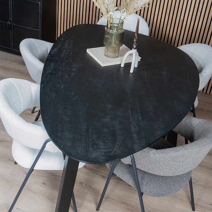 Home67 - Eettafel Tinus Zwart - Kiezelvormig 240 cm