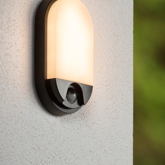 Lucide HUPS IR Wandlamp - Zwart